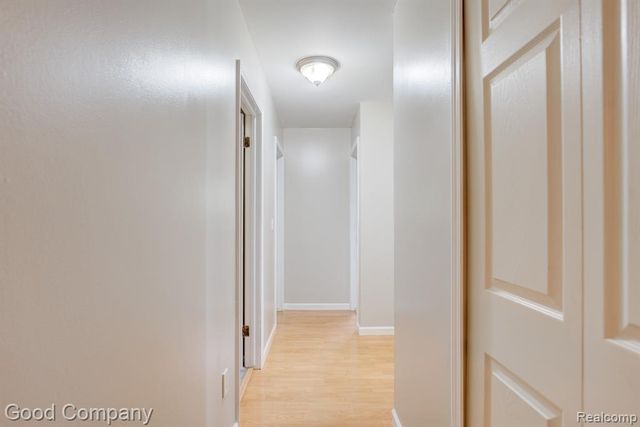 47051 Burton Drive, Shelby Twp, MI 48317