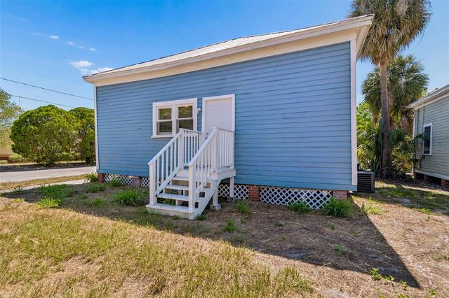 2601 N 19TH STREET, Tampa, FL 33605