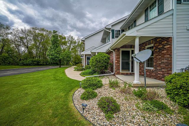 10721 N Bay Shore Lane, Milton, WI 53563