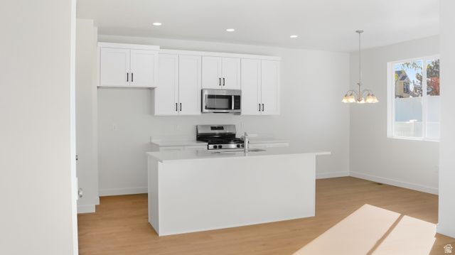 8249 W JOSHUA TREE LN, Magna, UT 84044