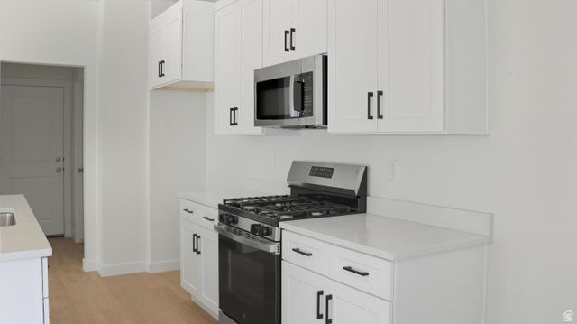 8249 W JOSHUA TREE LN, Magna, UT 84044