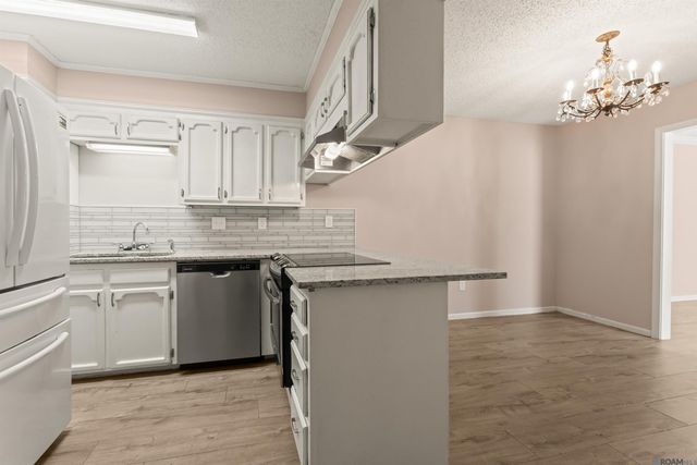 5255 Cumberland Cove Dr, Baton Rouge, LA 70817