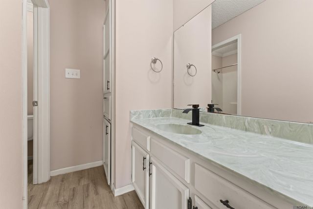 5255 Cumberland Cove Dr, Baton Rouge, LA 70817