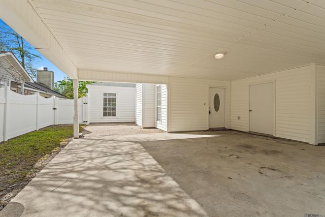 5255 Cumberland Cove Dr, Baton Rouge, LA 70817