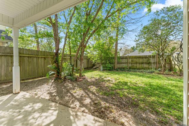 5255 Cumberland Cove Dr, Baton Rouge, LA 70817