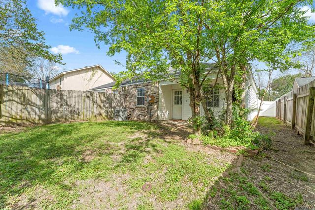 5255 Cumberland Cove Dr, Baton Rouge, LA 70817