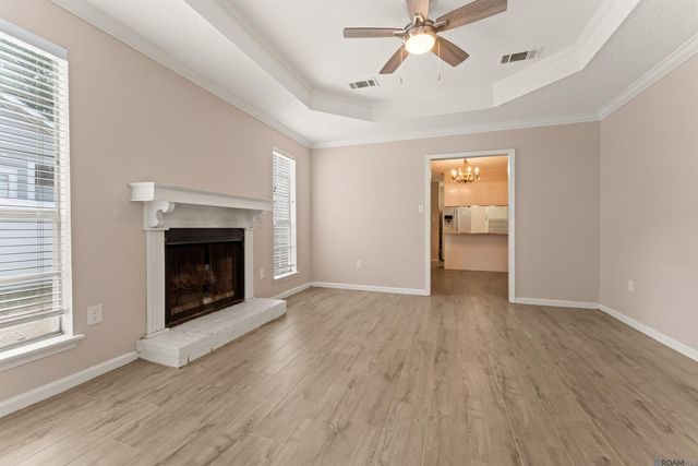 5255 Cumberland Cove Dr, Baton Rouge, LA 70817