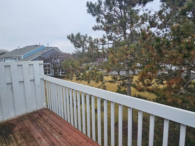 6834 W Monticello Court 6834, Gurnee, IL 60031