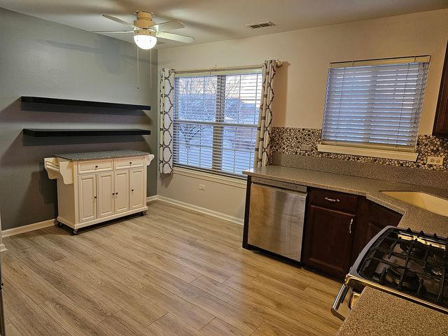 6834 W Monticello Court 6834, Gurnee, IL 60031