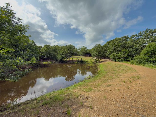572 Memory Lane, Cabot, AR 72023