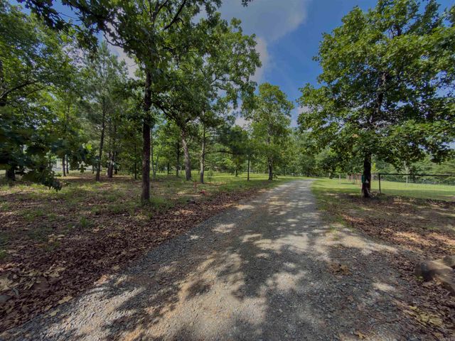 572 Memory Lane, Cabot, AR 72023