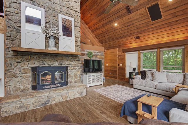 572 Memory Lane, Cabot, AR 72023