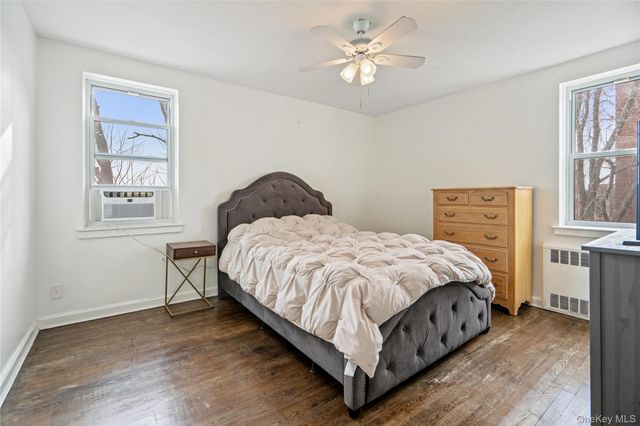 24 Mulford Place 4B, Hempstead, NY 11550