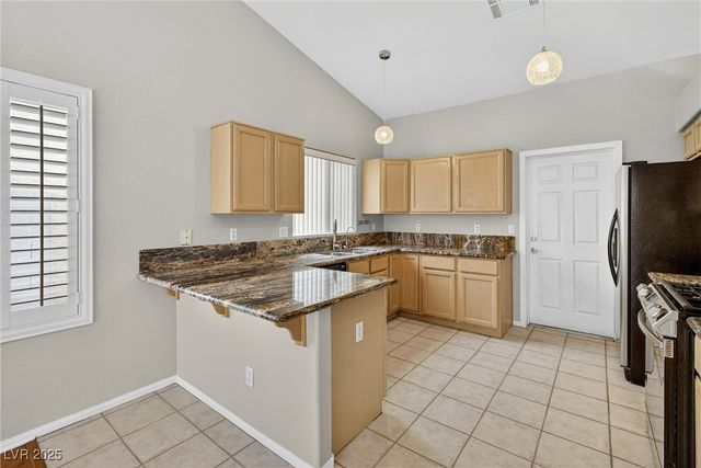 305 Torrey Point Court, Las Vegas, NV 89145