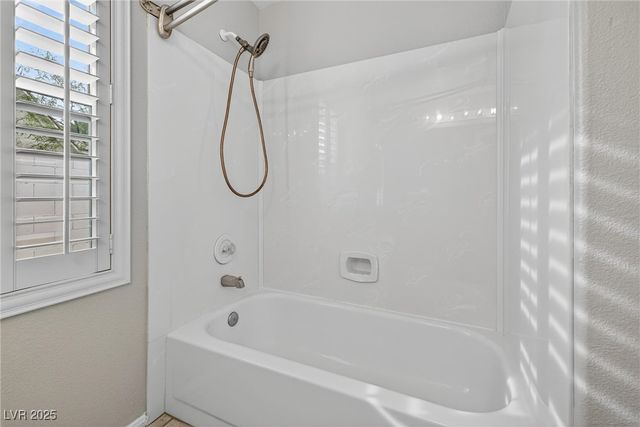 305 Torrey Point Court, Las Vegas, NV 89145