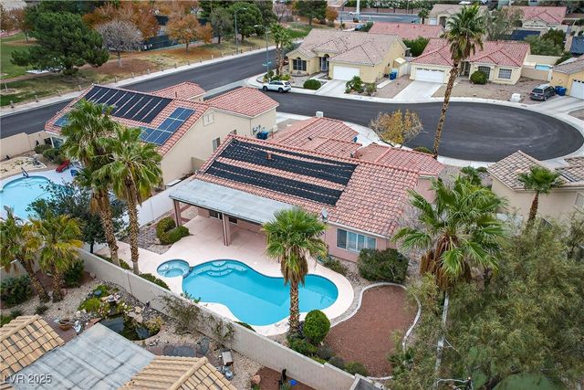 305 Torrey Point Court, Las Vegas, NV 89145