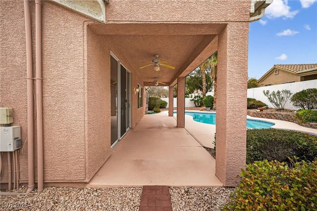 305 Torrey Point Court, Las Vegas, NV 89145