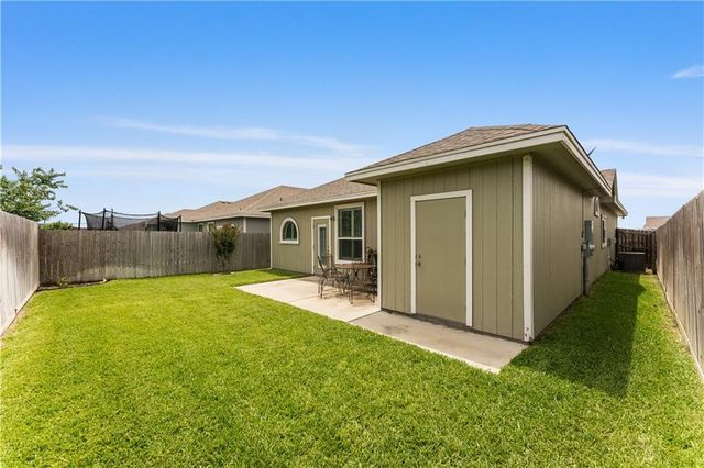 3722 Ahuja Dr, Corpus Christi, TX 78414