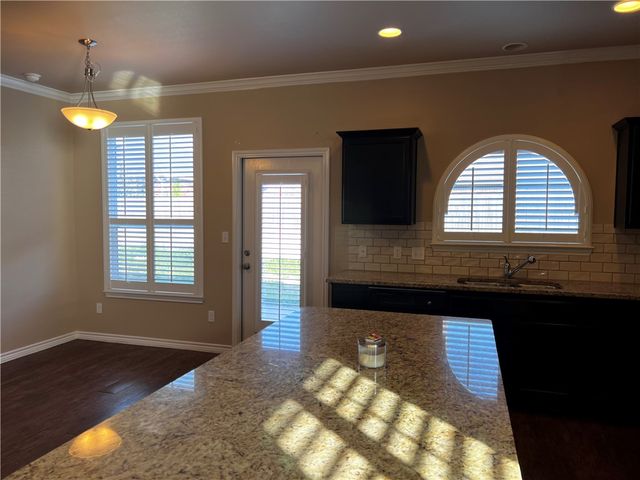 3722 Ahuja Dr, Corpus Christi, TX 78414