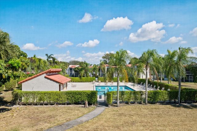 7368 Woodmont Avenue 203, Tamarac, FL 33321