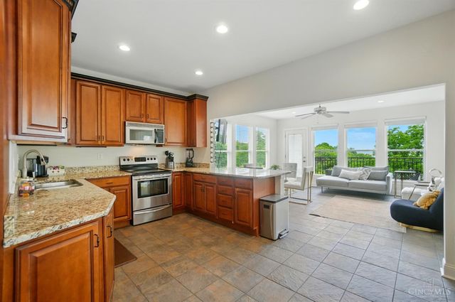 918 Mt Hope Avenue, Cincinnati, OH 45204