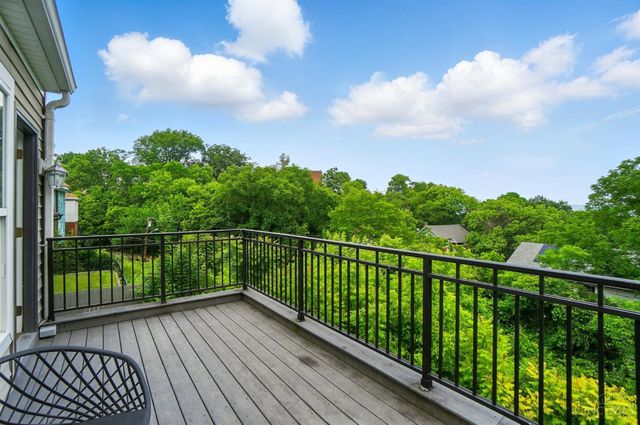 918 Mt Hope Avenue, Cincinnati, OH 45204