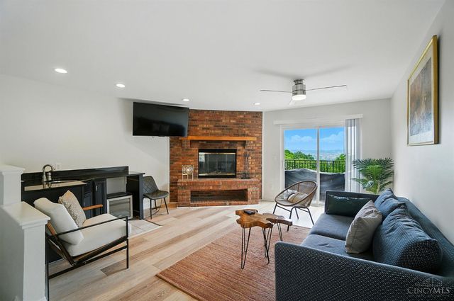 918 Mt Hope Avenue, Cincinnati, OH 45204