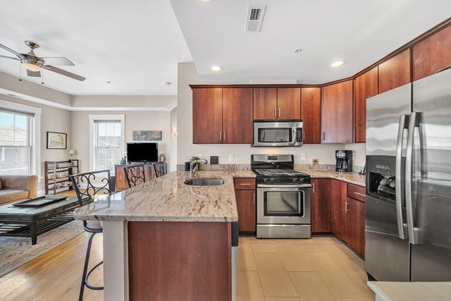 121 East Cottage Street. UNIT 4, Boston, MA 02125