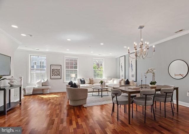 406 REGATTA DR, Philadelphia, PA 19146