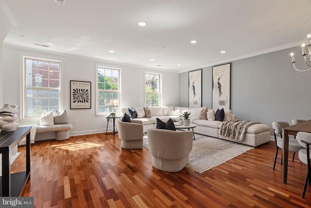 406 REGATTA DR, Philadelphia, PA 19146