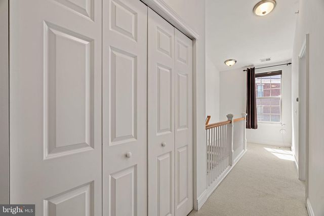 406 REGATTA DR, Philadelphia, PA 19146
