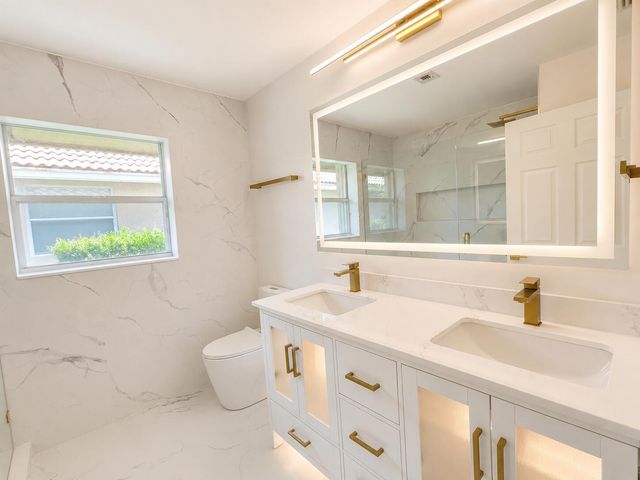 20101 Palm Island Drive, Boca Raton, FL 33498