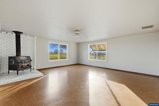 8949 S Gribble Rd, Canby, OR 97013