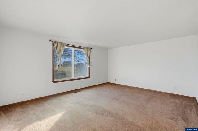 8949 S Gribble Rd, Canby, OR 97013