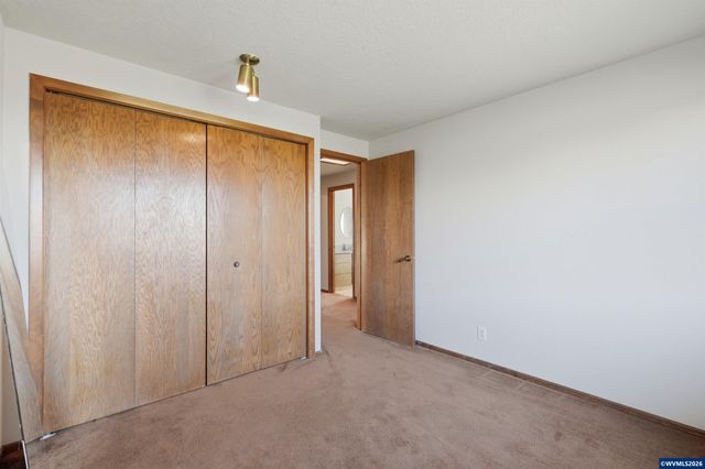 8949 S Gribble Rd, Canby, OR 97013