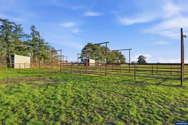 8949 S Gribble Rd, Canby, OR 97013