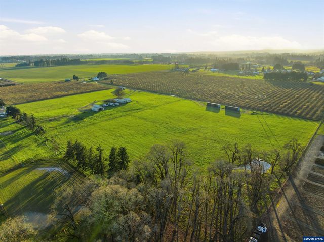 8949 S Gribble Rd, Canby, OR 97013