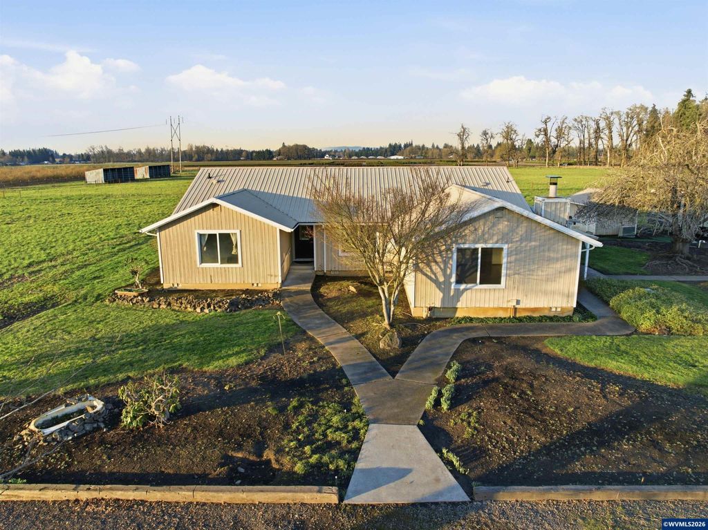 8949 S Gribble Rd, Canby, OR 97013