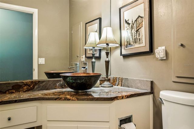 3025 SAMARA DRIVE, Tampa, FL 33618