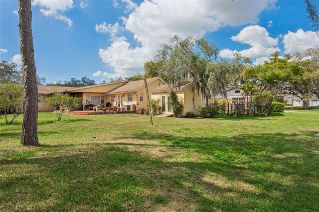 3025 SAMARA DRIVE, Tampa, FL 33618