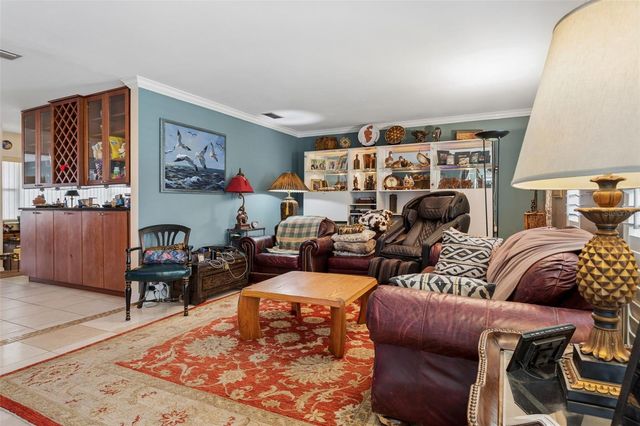 3025 SAMARA DRIVE, Tampa, FL 33618