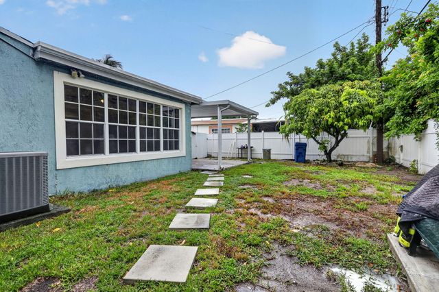 2707 BAHAMA Drive, Miramar, FL 33023