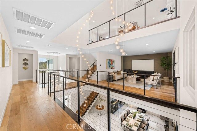 83 Lunar, Irvine, CA 92618