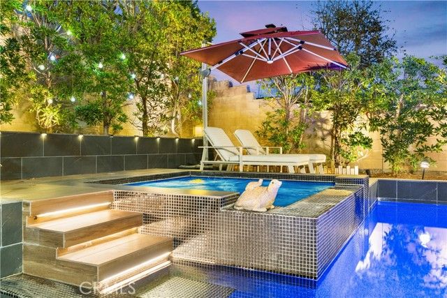 83 Lunar, Irvine, CA 92618