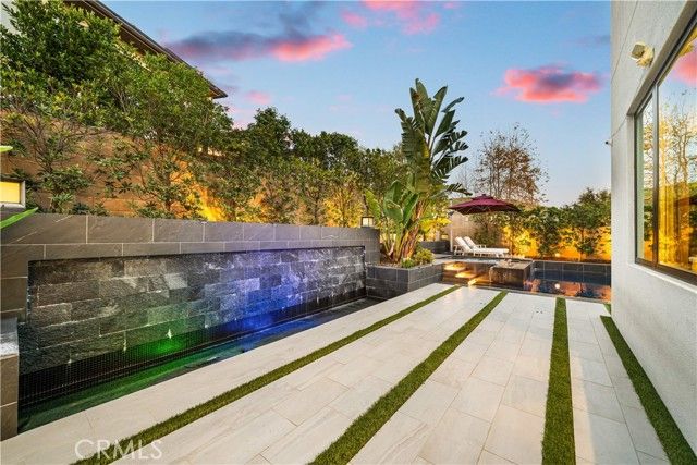 83 Lunar, Irvine, CA 92618