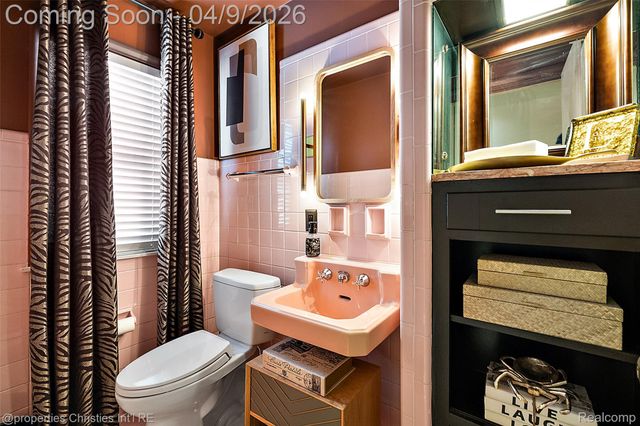 4795 W Outer Drive, Detroit, MI 48221