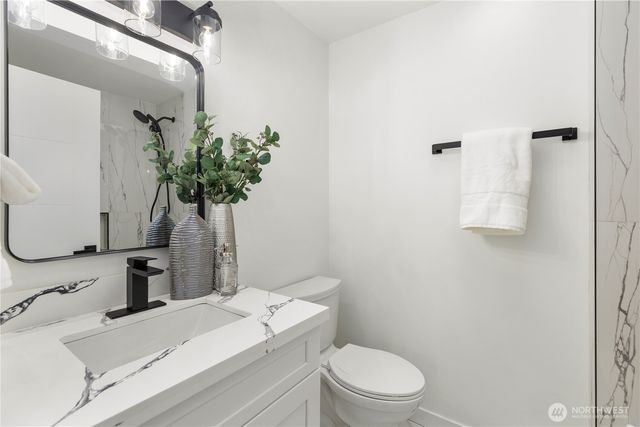 14128 NE 82nd Place, Kirkland, WA 98034