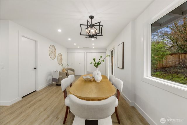 14128 NE 82nd Place, Kirkland, WA 98034