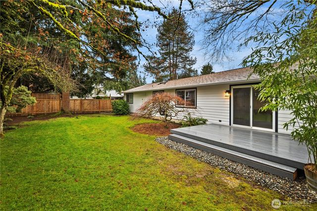 14128 NE 82nd Place, Kirkland, WA 98034