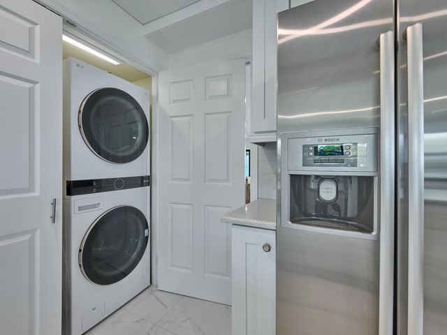 374 Golfview Road 106, North Palm Beach, FL 33408